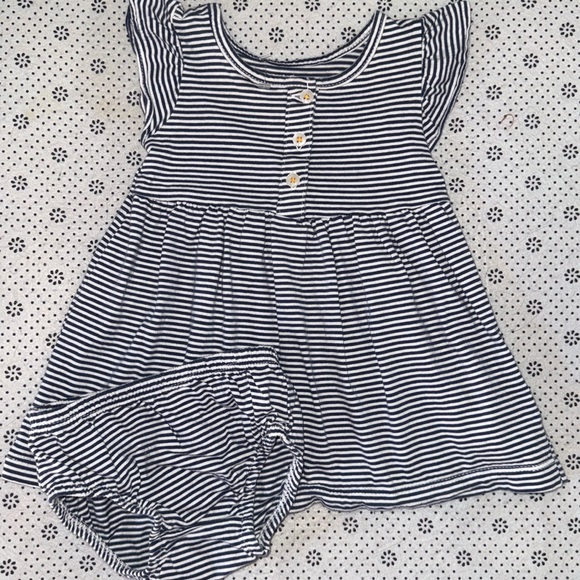 🛍 CUTE Little BABIES DRESS SIZE 6 MONTHS 🛍 - Picture 1 of 6